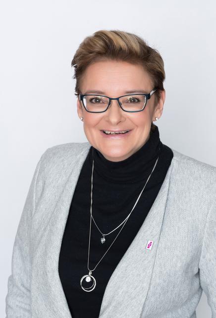 Staff_2019/PH01-2019-000349-Chantal-1.jpg
